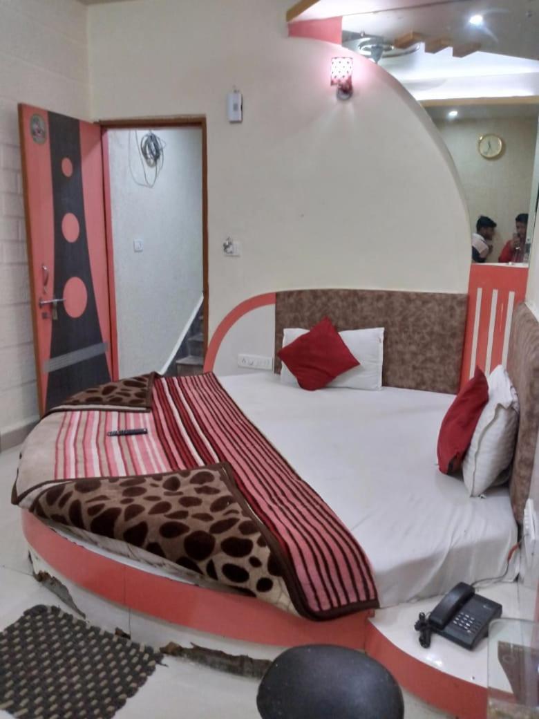 Hotel Amar Palace Pachmarhī エクステリア 写真