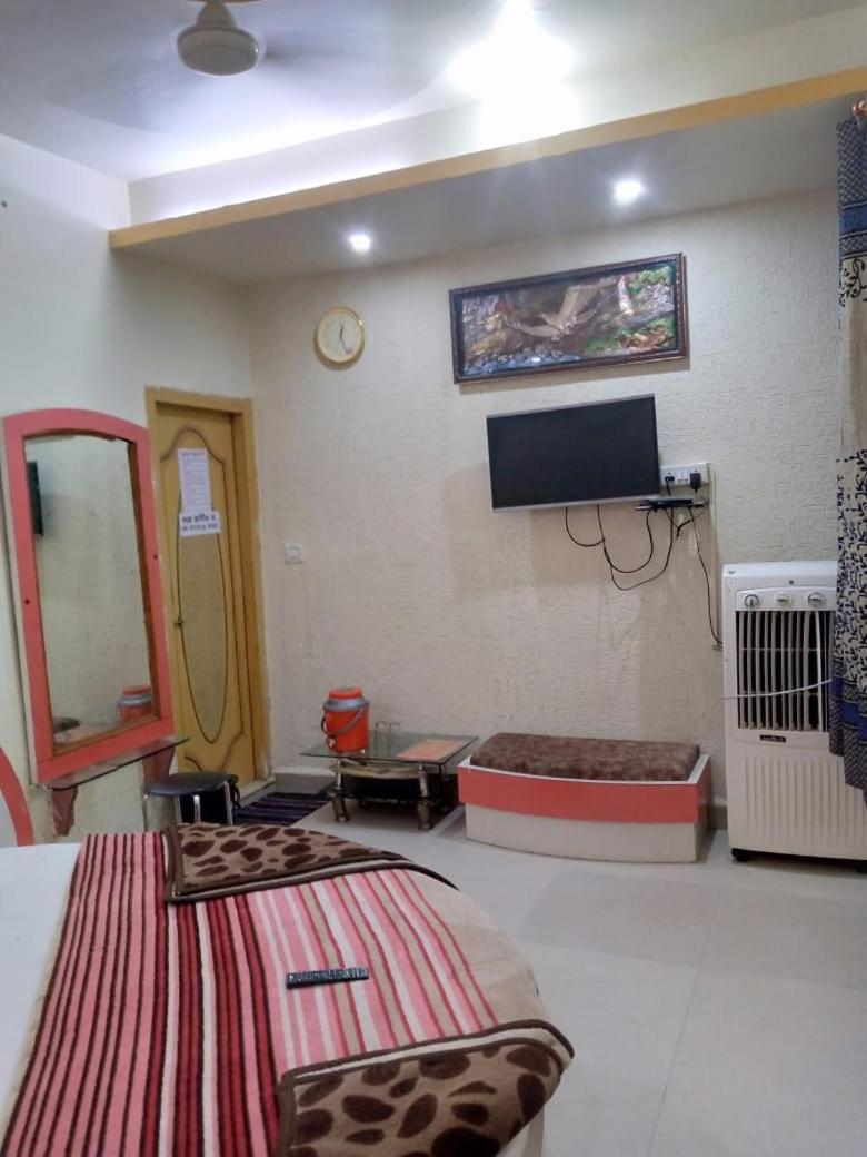 Hotel Amar Palace Pachmarhī エクステリア 写真